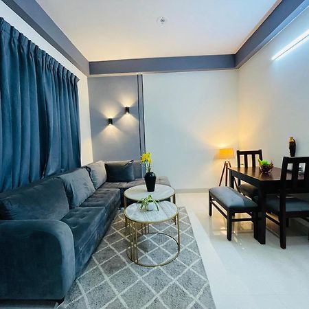 Bedchambers Serviced Apartment, Medicity Gurgaon Buitenkant foto